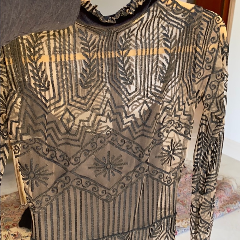 Dress - Picture 7 of 8